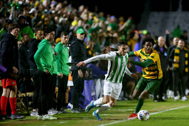 一直吸引著 一直吸引著